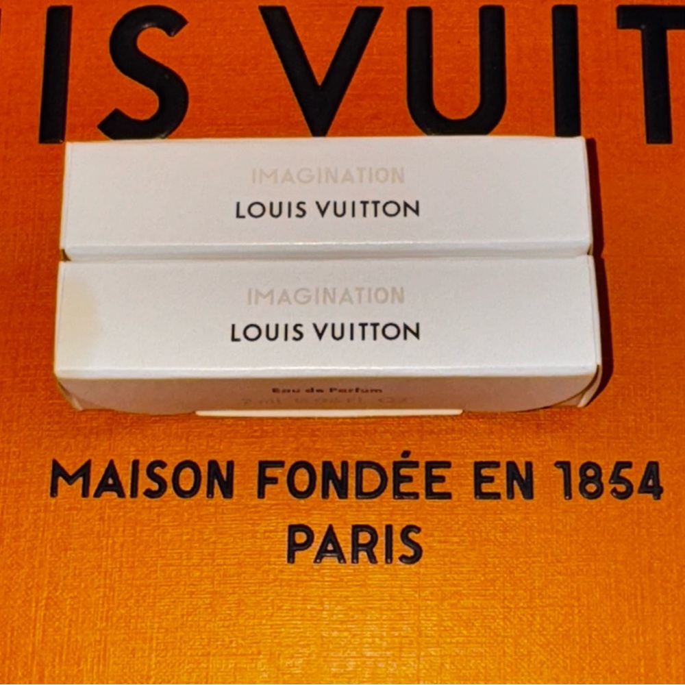 Louis Vuitton Imagination sample Set of 2